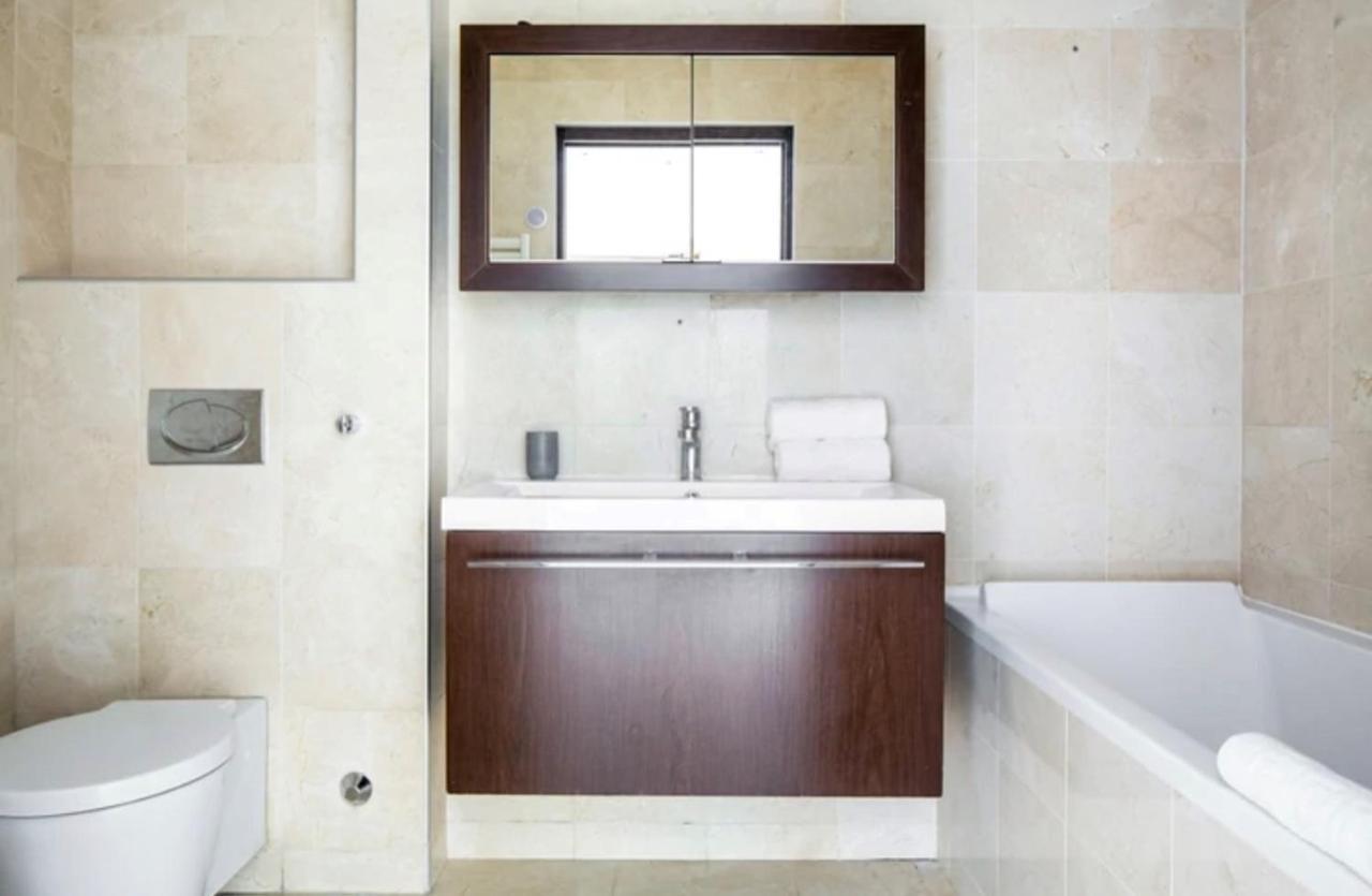 باريس Bright 1Bedroom Apartment Centrally Located With Most Beautiful Views From Seine At 10 Minutes Walking From Beaugrenelle Shopping Mall And Eiffel Tower المظهر الخارجي الصورة